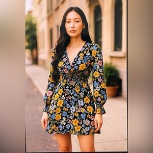 Anthropologie WAYF Womens Floral
Long Sleeve Smocked Multicolor Dress, Size M